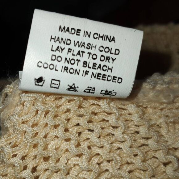 FASHION NOVA CREAM CROCHET CROP TOP SZ.2X NWT - Picture 8 of 8